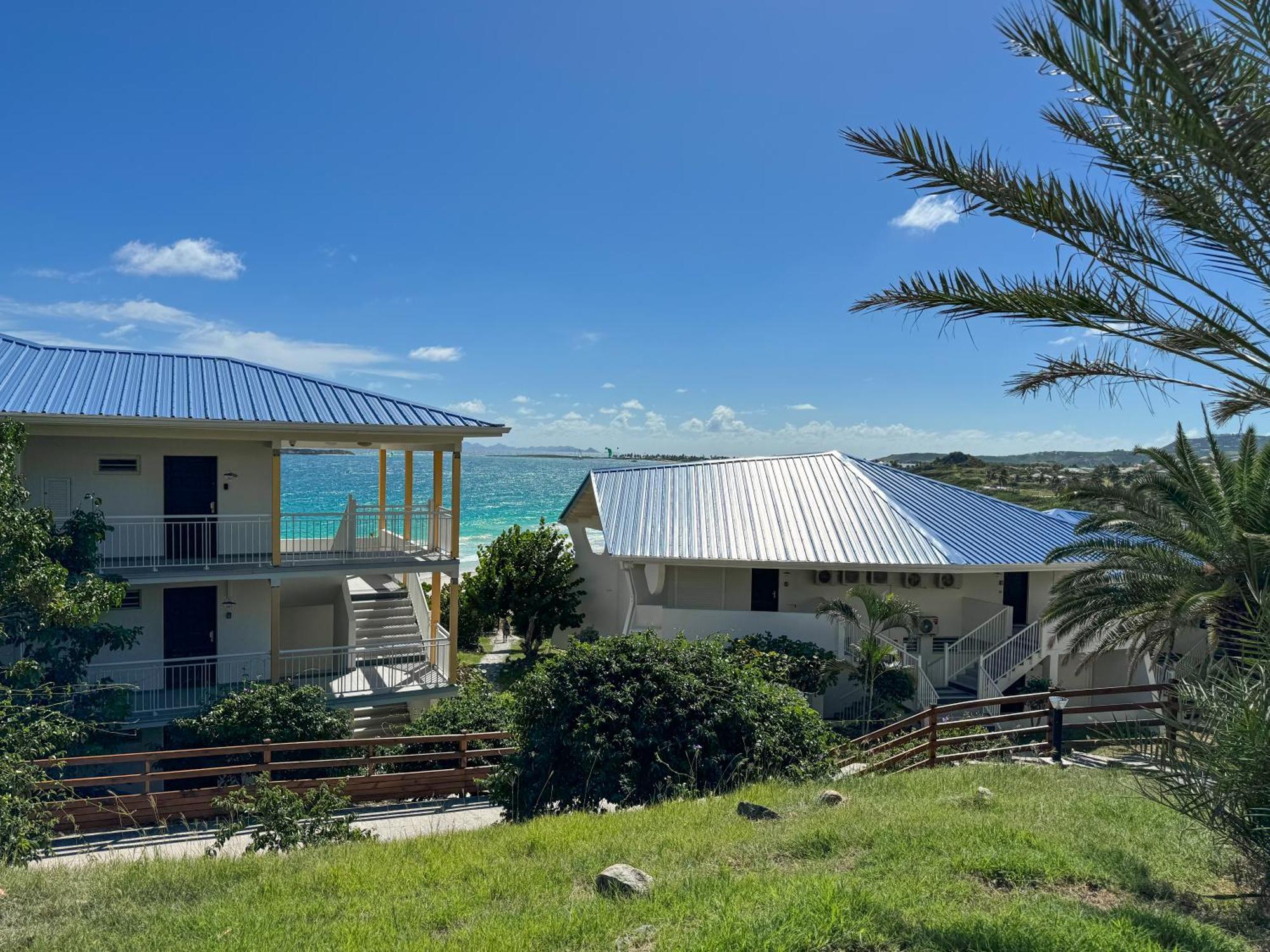 Top Floor Unit 520 Ft2 - 48 M2 With Stunning Dominant View On Ocean, St Barth, Orient Bay Apartment Cul de Sac ภายนอก รูปภาพ